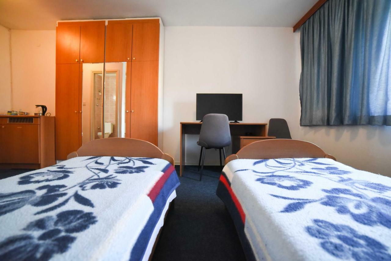 Guest House Duje สปลิท ภายนอก รูปภาพ