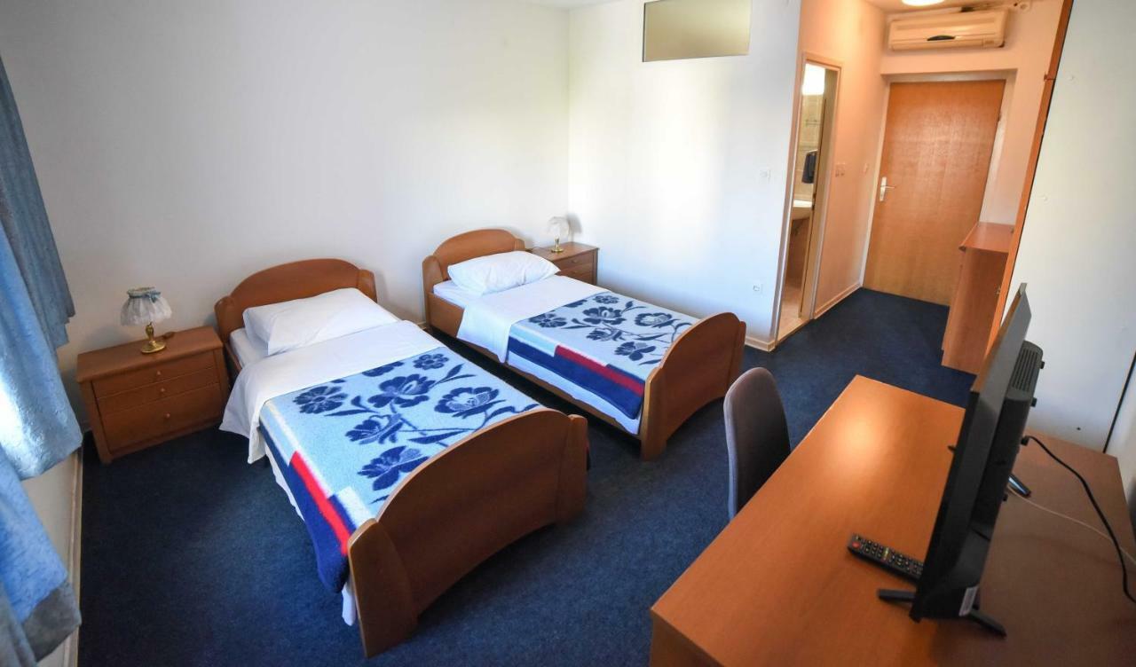 Guest House Duje สปลิท ภายนอก รูปภาพ