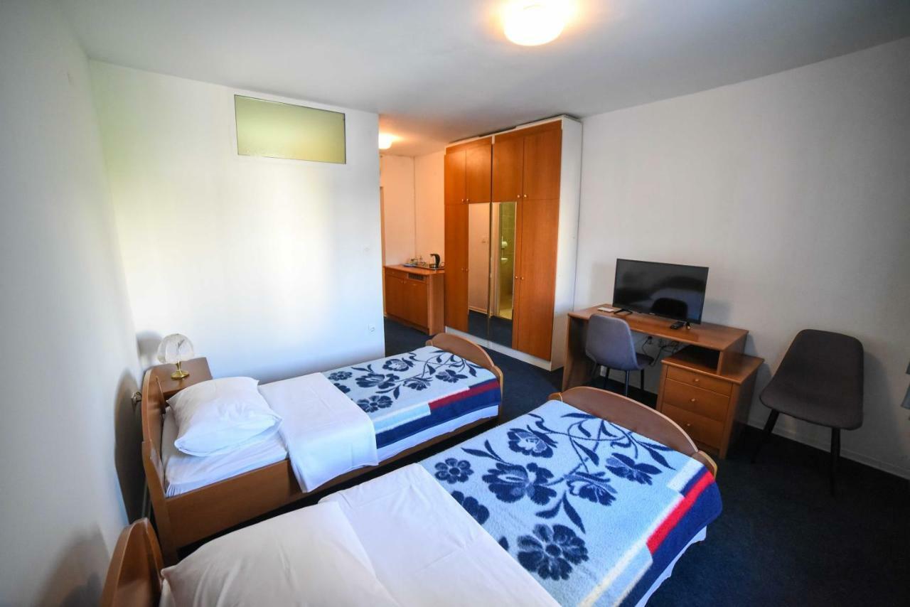 Guest House Duje สปลิท ภายนอก รูปภาพ
